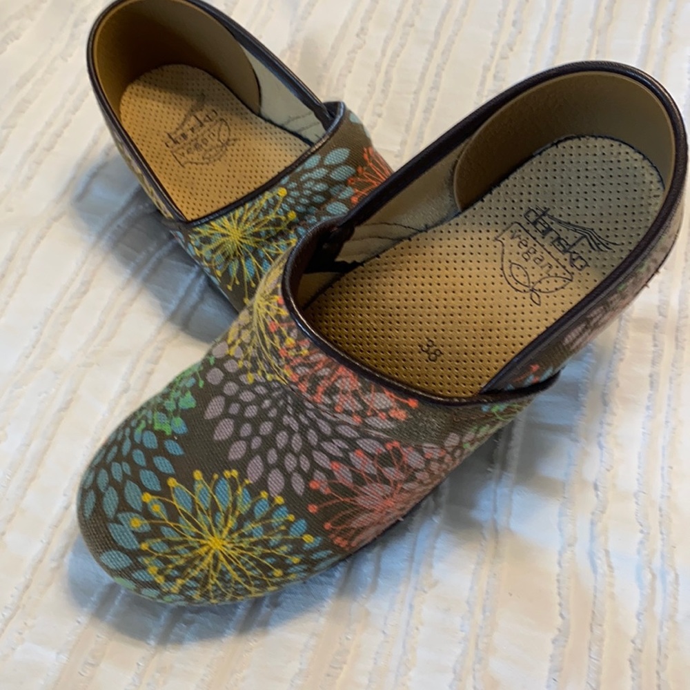 Dansko clog